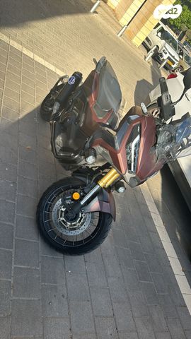 הונדה X-ADV750