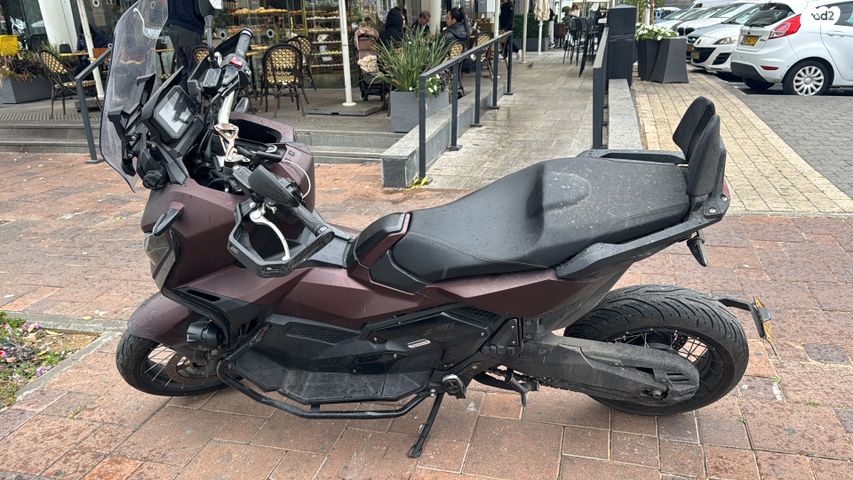 הונדה X-ADV750