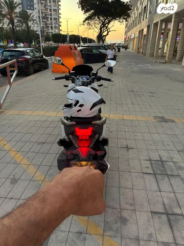 סאן יאנג 125ADX