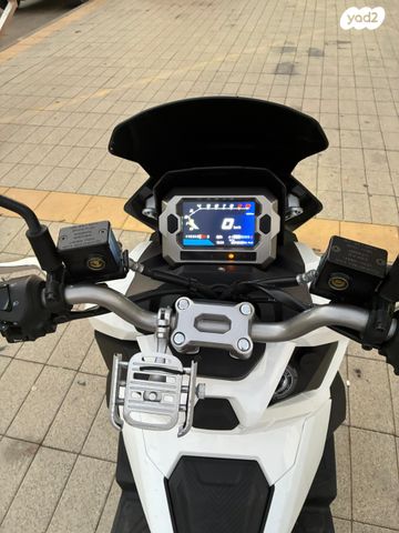 סאן יאנג 125ADX