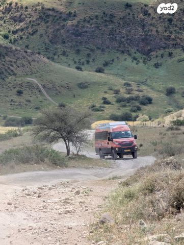 מיניבוסים ורכבי הסעות