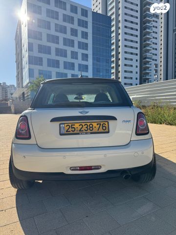 מודעת רכב מיני קופר