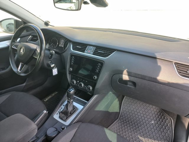 סקודה אוקטביה