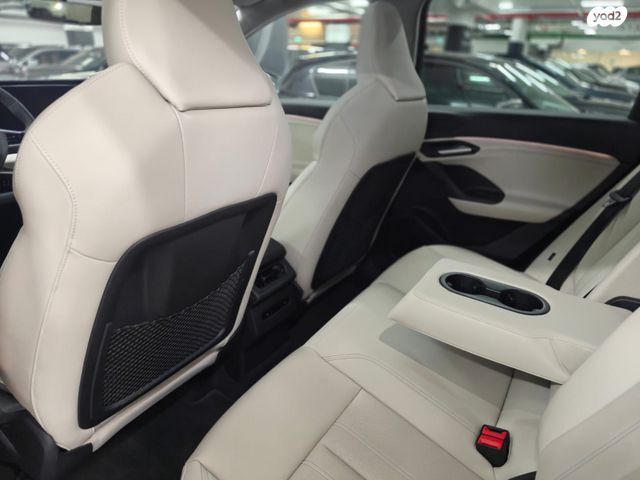 אאודי Q6 e-tron