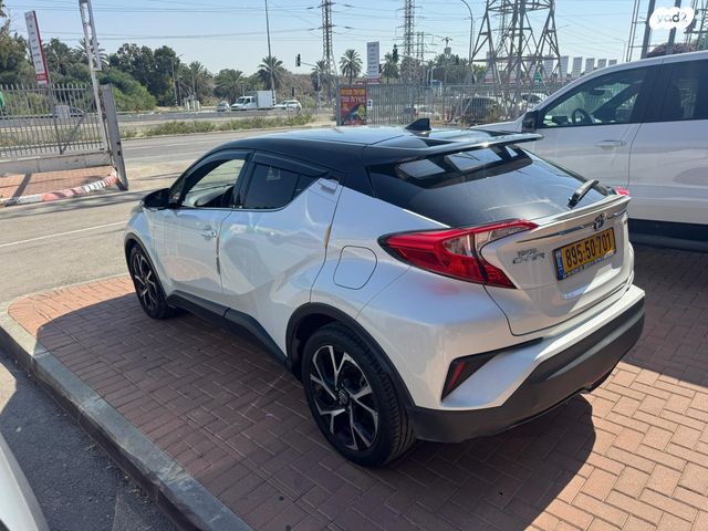 טויוטה C-HR