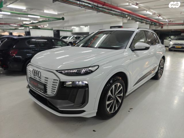מודעת רכב אאודי Q6 e-tron