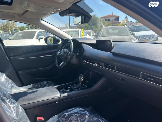 מודעת רכב מאזדה 3 2