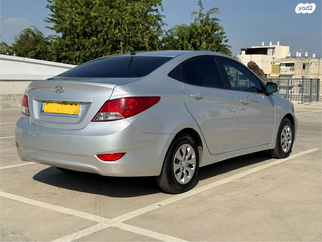 יונדאי אקסנט i25