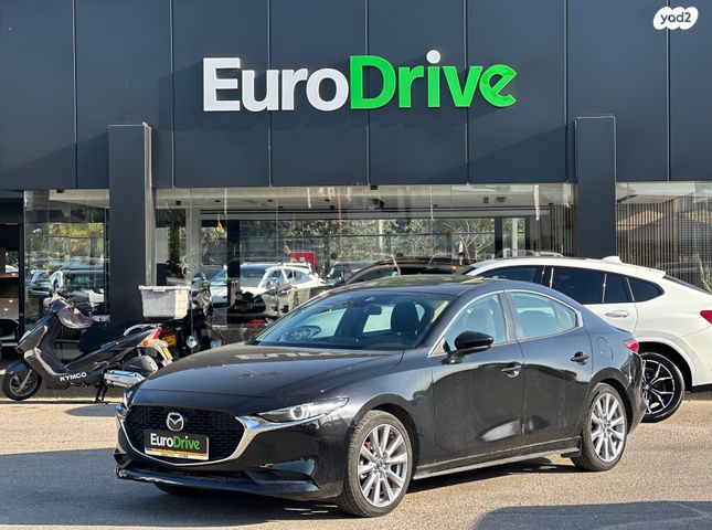 מודעת רכב מאזדה 3