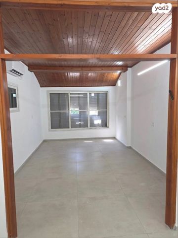 דירה, מרדכי אנילביץ' 19, נווה זית, לוד