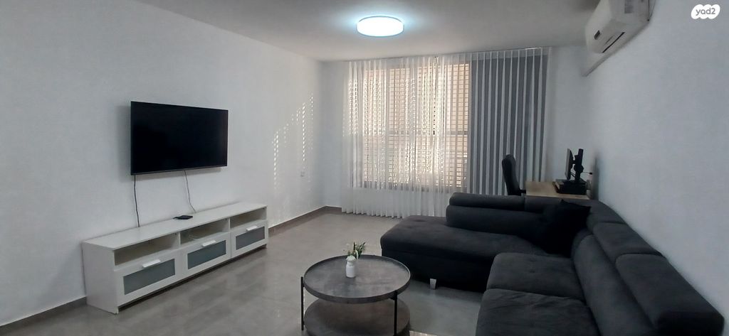 שדרות חיים וייצמן 100