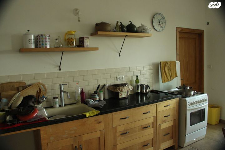 בית פרטי/ קוטג', אלה 20, שורשים, שורשים