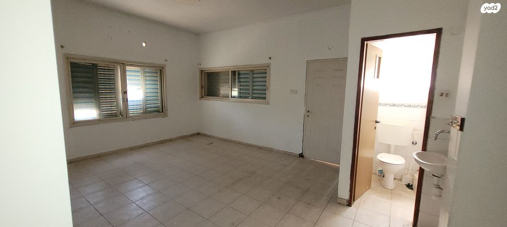 בית פרטי/ קוטג', מיכה 11, שעריה, פתח תקווה