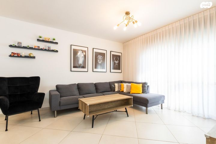 דירה, הרבי מלובאוויטש 29, השחר, דימונה