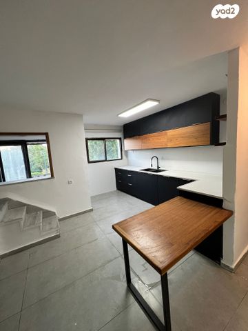 הנרייטה סולד 8