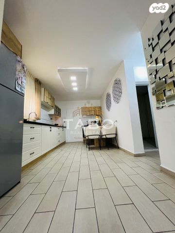 דו משפחתי, רותם 1, הר יונה, נצרת עילית / נוף הגליל