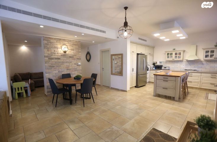 בית פרטי/ קוטג', הדובדבן 8, שאר העיר, חצור הגלילית