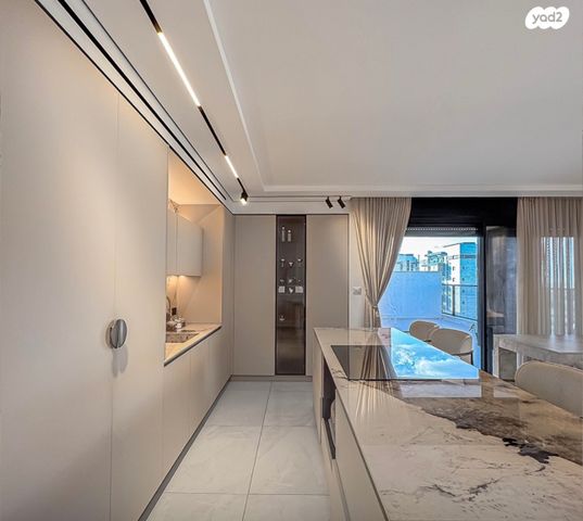 גג/ פנטהאוז, אריאל שרון 1, נווה שרון / שער העיר, נתיבות