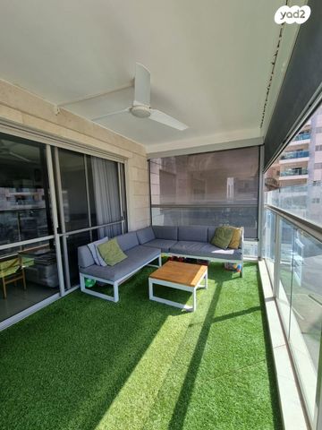 דירה, הסופר 4, רמב"ם, ראש העין