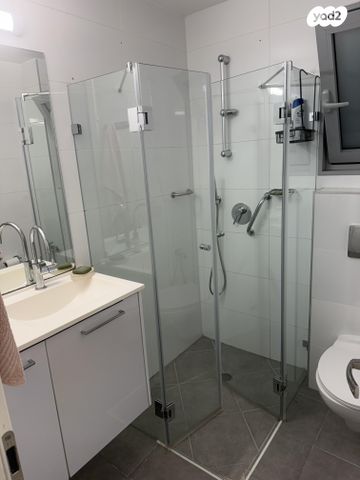 דירה, יעקב פיכמן 25, ח-501, חולון