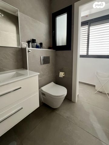 דופלקס, וייצמן 127, קרית שז"ר, רעננה