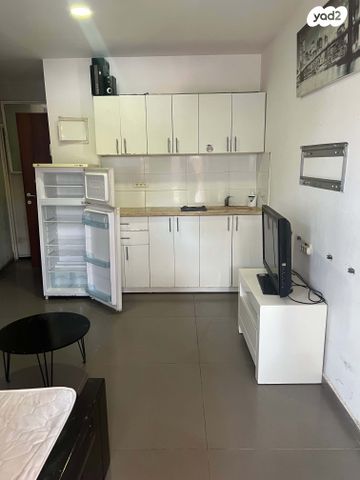 דירת גן, שמעון צדיק 1, קרית שלום, תל אביב יפו