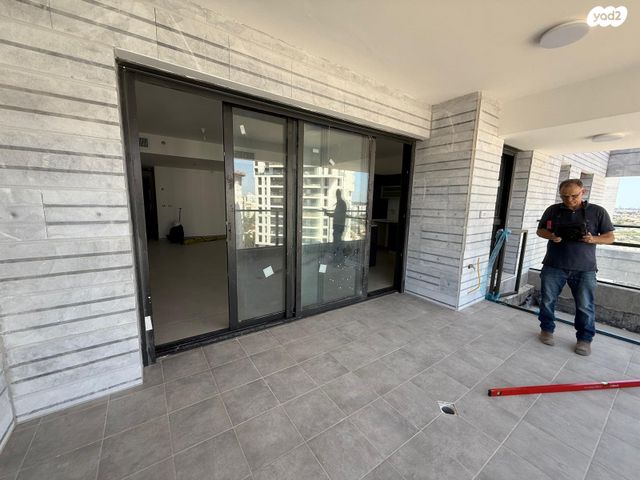 דירה, יונה וולך 7, גרין פארק החדשה, הוד השרון