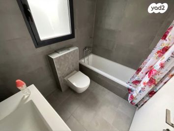 בית פרטי/ קוטג', טולדנו ניסים 7, הרובע המערבי, לוד