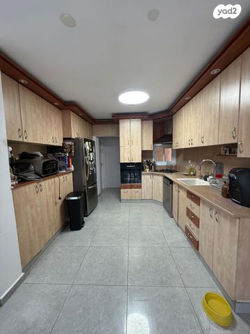 דירה, יקותיאל אדם 16, קרית גיורא, אור יהודה