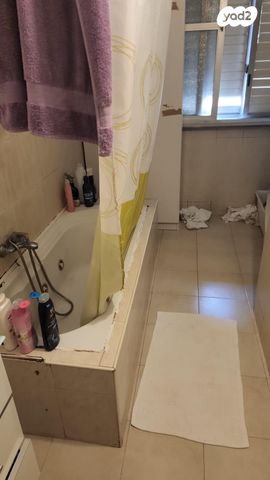 דירה, מורדי הגטאות 8, שכונת גפן, רמת גן