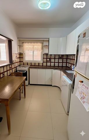 דירה, ש"י עגנון 8, נווה רמז, חולון