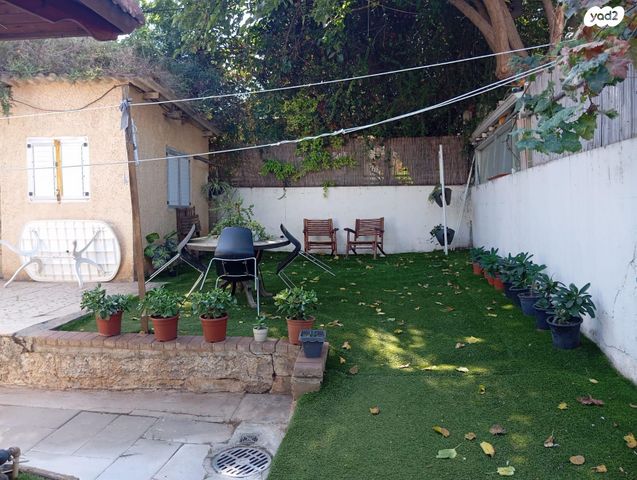 בית פרטי/ קוטג', א.ד. גורדון 2, גני אילן, קרית אונו