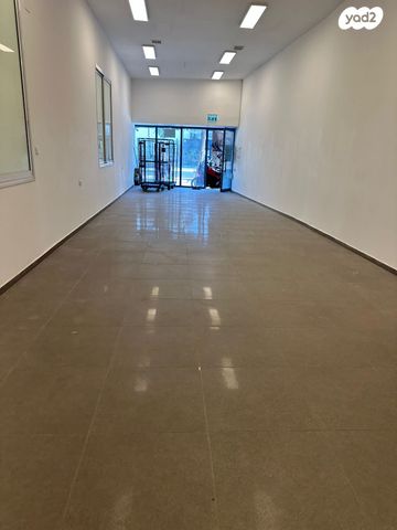 חנויות/ שטח מסחרי, המסגר 55, מונטיפיורי, הרכבת, תל אביב יפו