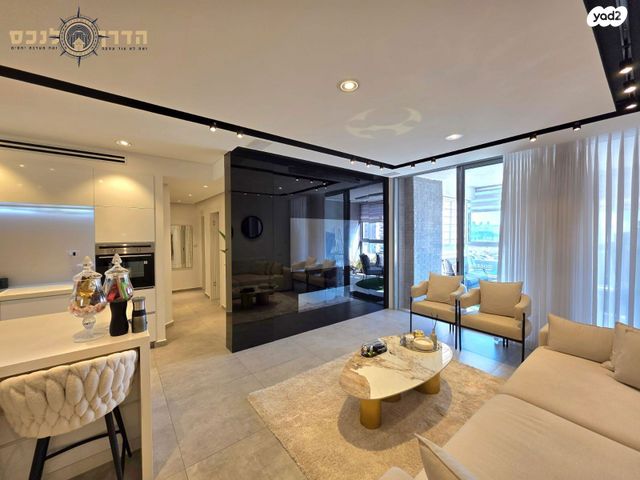 דירה, חיים משה שפירא 13, רובע ד', אשדוד