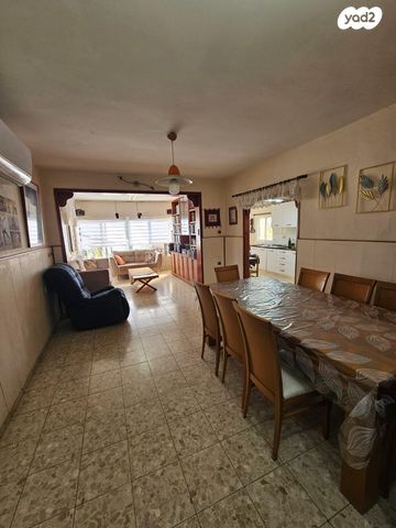 דירת גן, נווה אלון, עכו