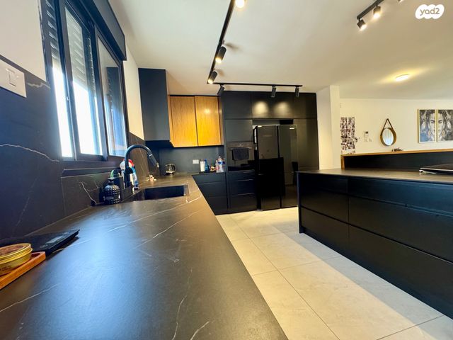 דירה, הצבר, מצפה העמק, מגדל העמק