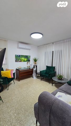 בית פרטי/ קוטג', צוחר