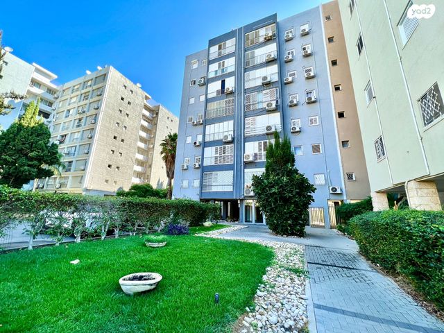 דירה, לוי אשכול 23, נאות שקד, נתניה