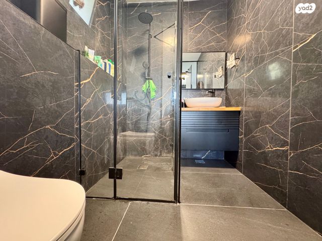 דירה, הצבר, מצפה העמק, מגדל העמק