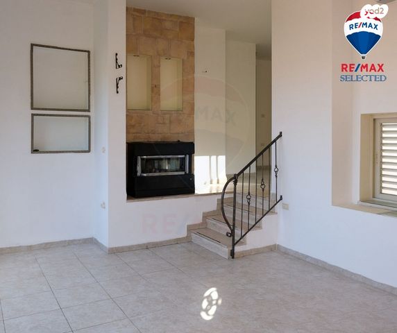 דירה, שדרות וינגייט, הדר עליון, חיפה