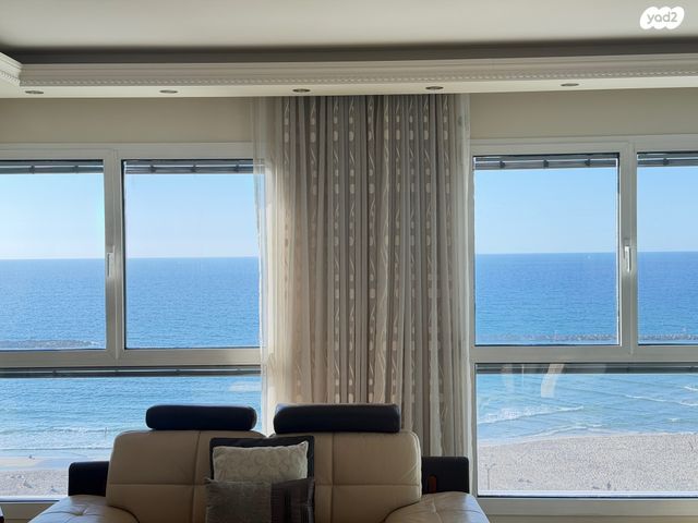 רציף הרברט סמואל 60