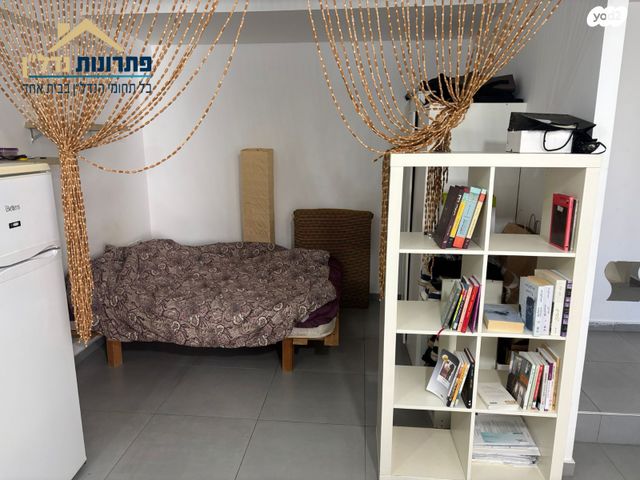 דירה, הנאמנים 16, שער פלמר, תחנת רכבת השמונה, חיפה