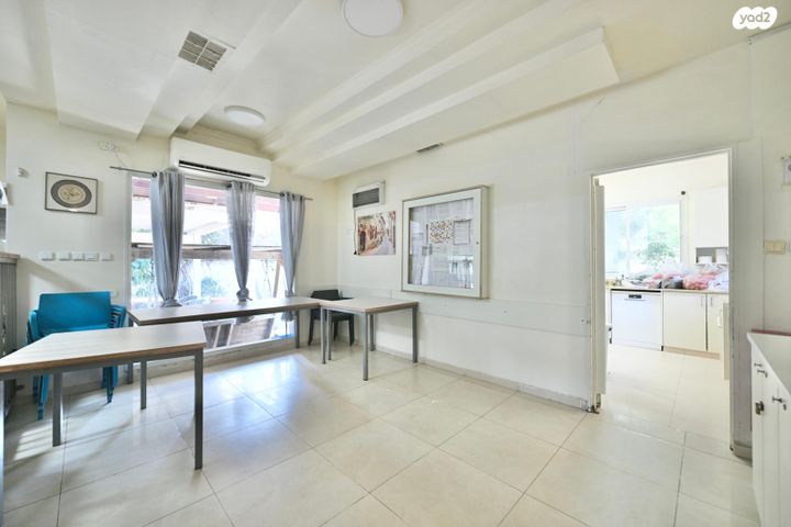 בית פרטי/ קוטג', הגפן, כפר אהרון הישנה, נס ציונה