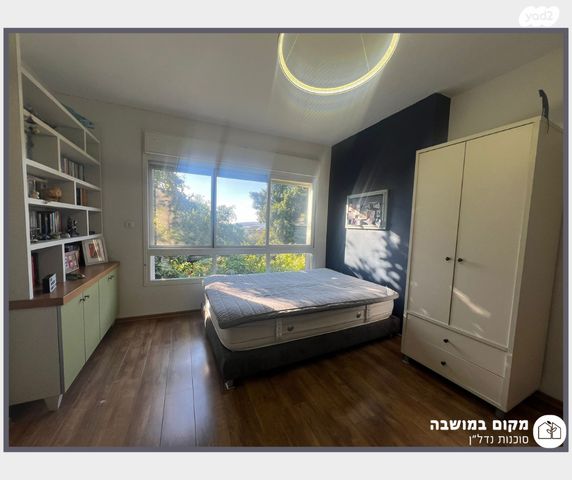 דו משפחתי, בנימינה גבעת עדה