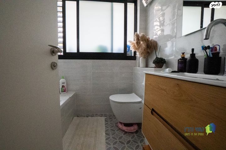 דירה, הראל, ארלוזורוב, גבעתיים