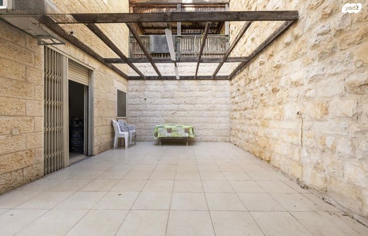 דירת גן, ליכטנשטיין, חומת שמואל, הר חומה, ירושלים