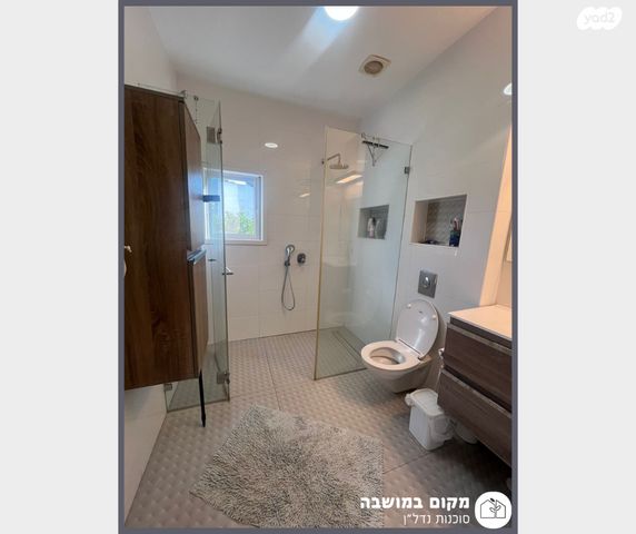 דו משפחתי, בנימינה גבעת עדה