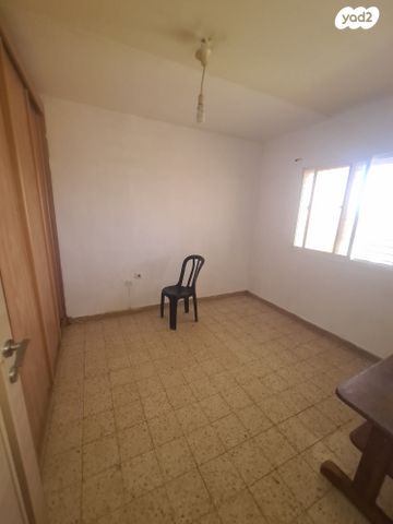 דירה, יצחק שדה, מרכז עפולה עלית, עפולה