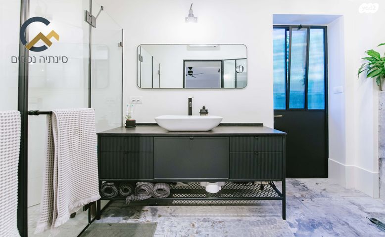 דירת גן, מרכז, הרצליה