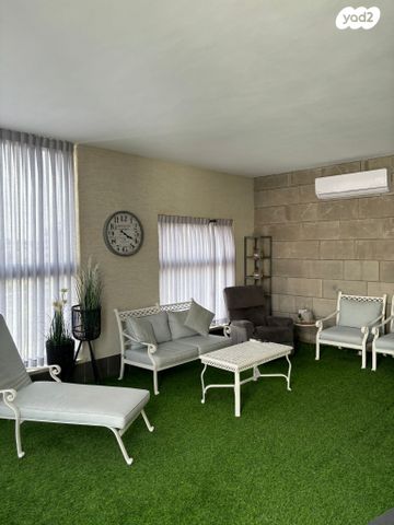 דירה, דולב, יצחק שמיר, נהריה